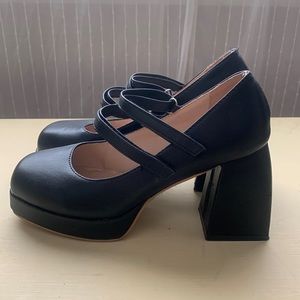 Chunky platform Mary Jane